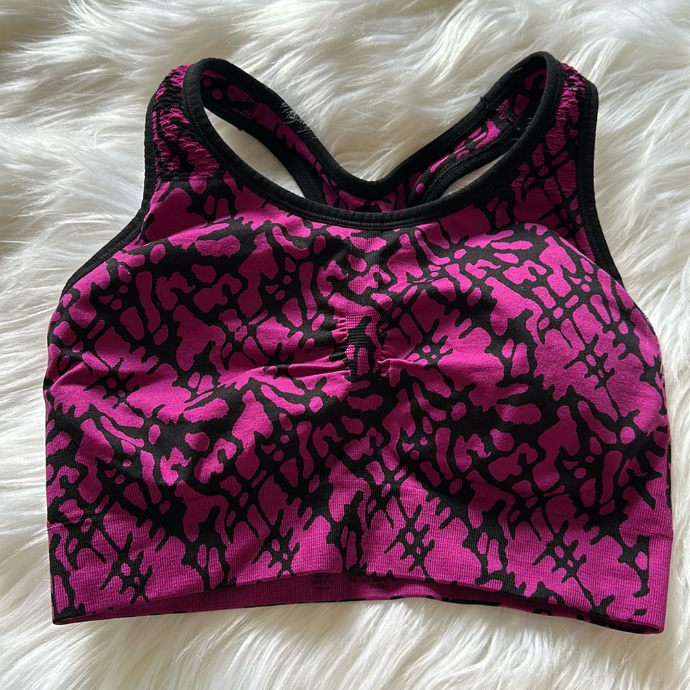 Sports bra